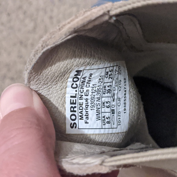 Sorel Joan Chelsea Boot - Picture 7 of 7